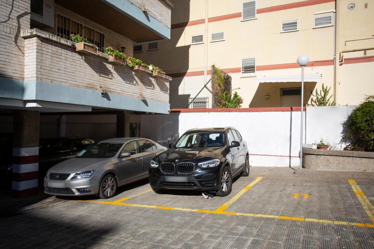 Borbolla Sevilla Urban - Parking エクステリア 写真