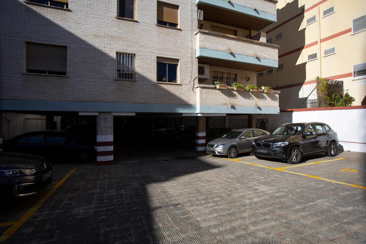 Borbolla Sevilla Urban - Parking エクステリア 写真